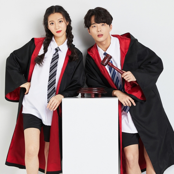 재판 망토 반티